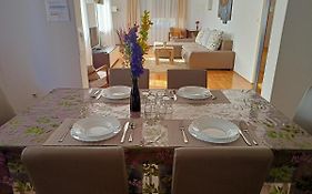 Apartment Tomas,,,Spacious House With Private Parking,Terrace,5G Internet,,,,,