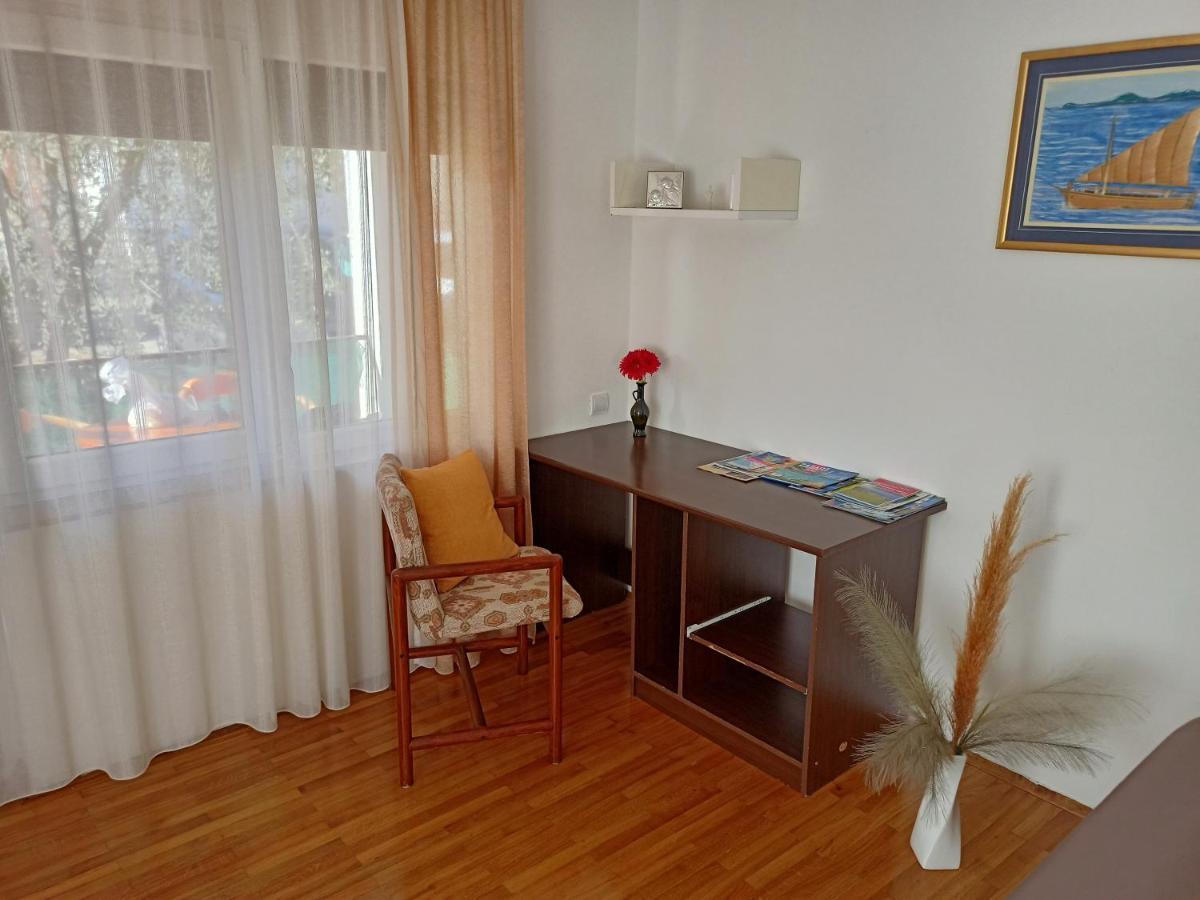 Apartment Tomas,,,Spacious House With Private Parking,Terrace,5G Internet,,,,, Zadar Exterior foto